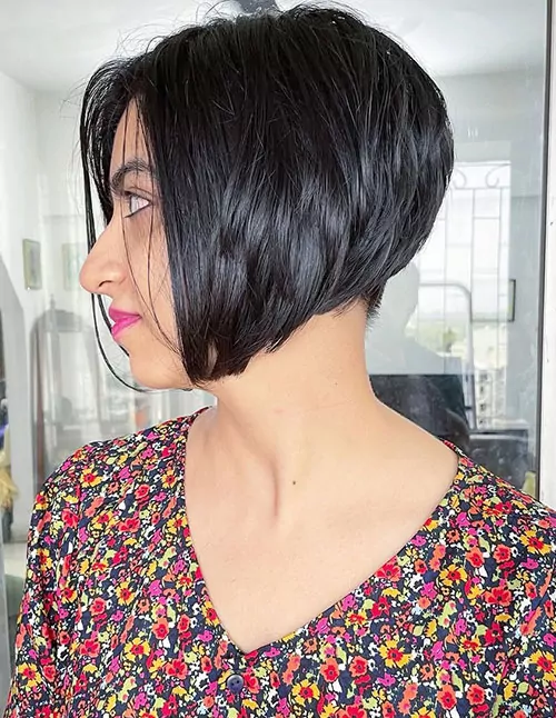 Inverted Bob with Volume and Movement