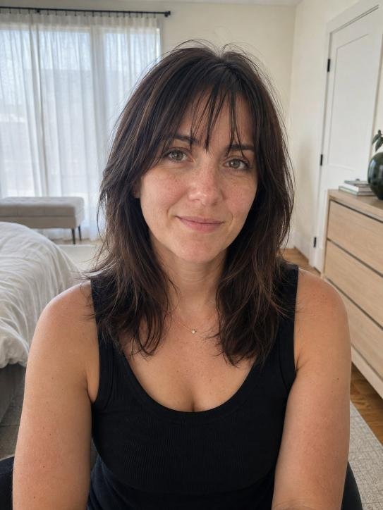 Heavy Internal Layers With Wispy Bangs