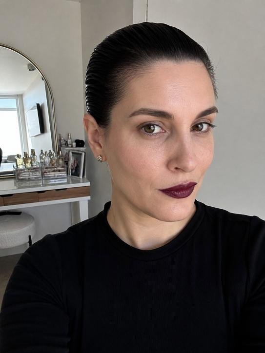 Wet-Look Slicked Back